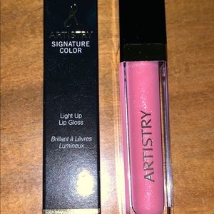 Artistry Signature Color® Light Up Lip Gloss pink